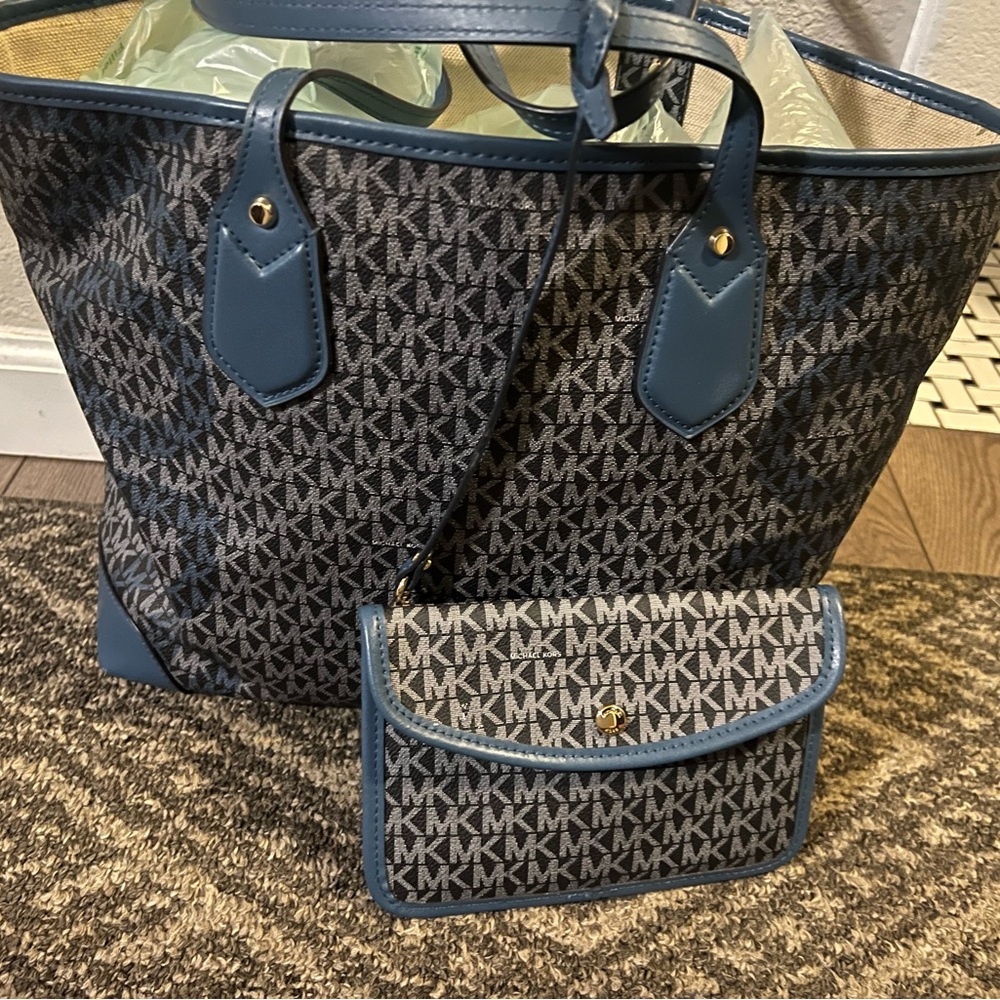 Purse